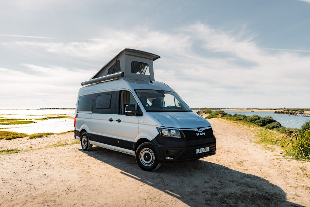 VW Crafter - image 2