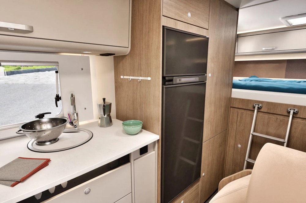 5 Berth Motorhome - image 10