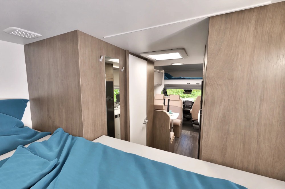 5 Berth Motorhome - image 13