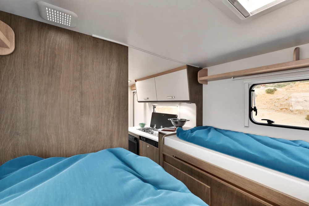 2 Berth Motorhome - image 8