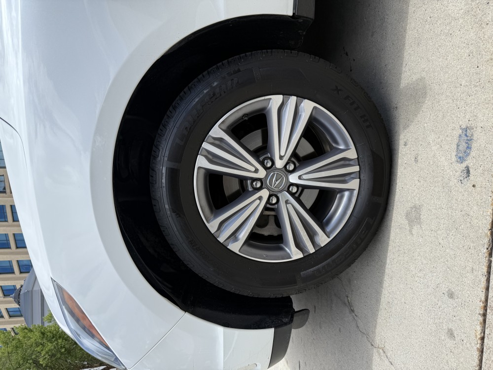 Acura MDX - image 20