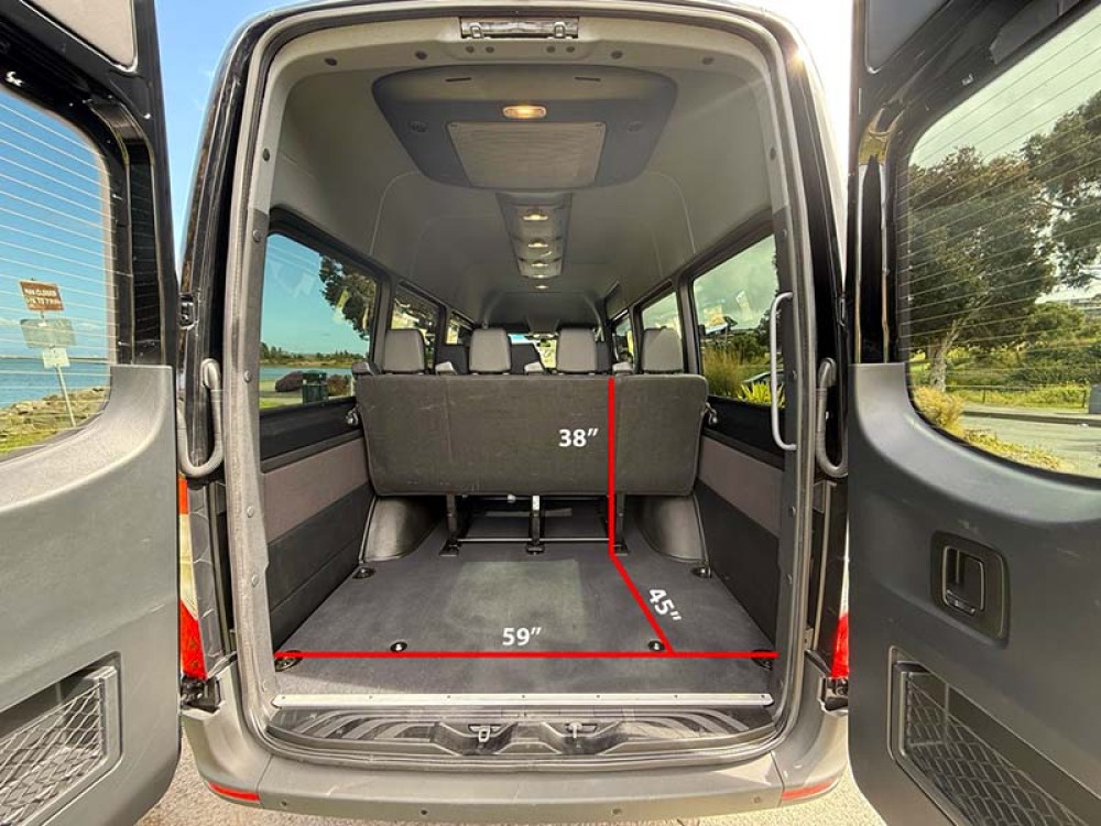 Mercedes Sprinter (15 Person) - image 9