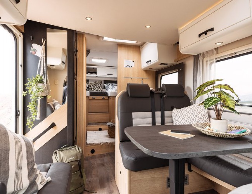 Semi-Integrated (2 Berth) - image 7