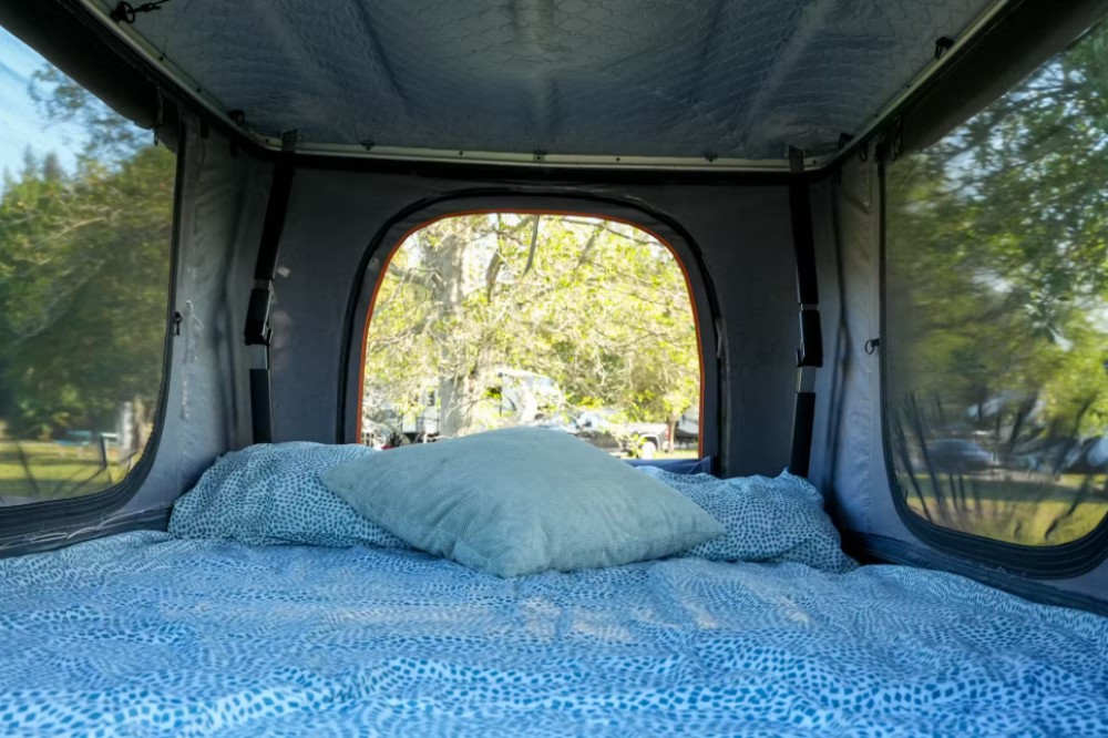 Adventure Tent - image 6