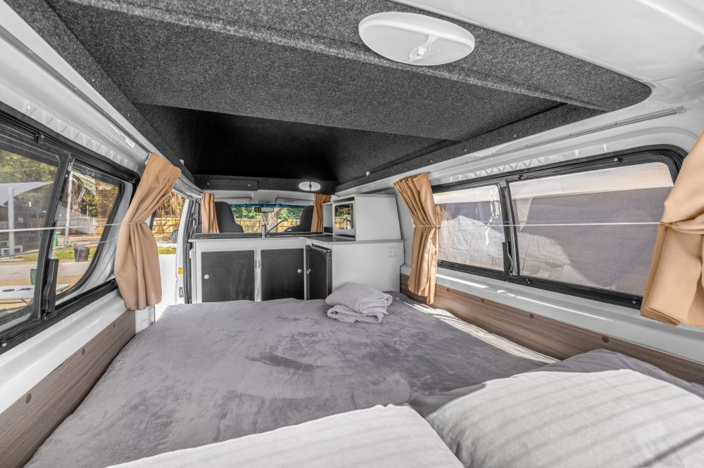 MAXIE 3 HIACE - image 4