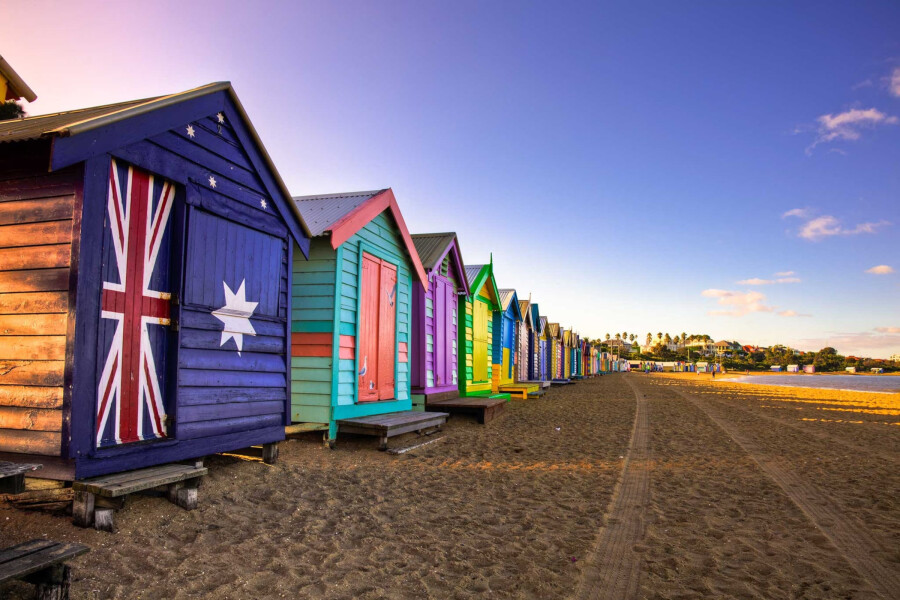 You can travel from Queensland to Victoria for only $1 a day relocating campervans with Imoova! We share our top tips to make for an unforgettable roadtrip