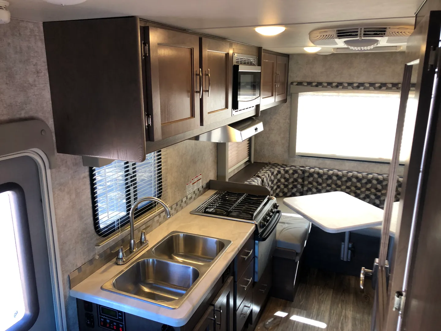 Adventurer 19ft - image 5